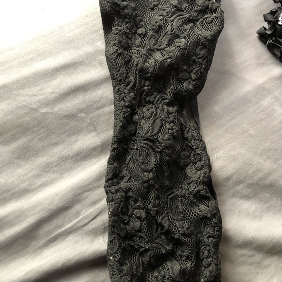 Black lace bralette - Picture 1 of 3